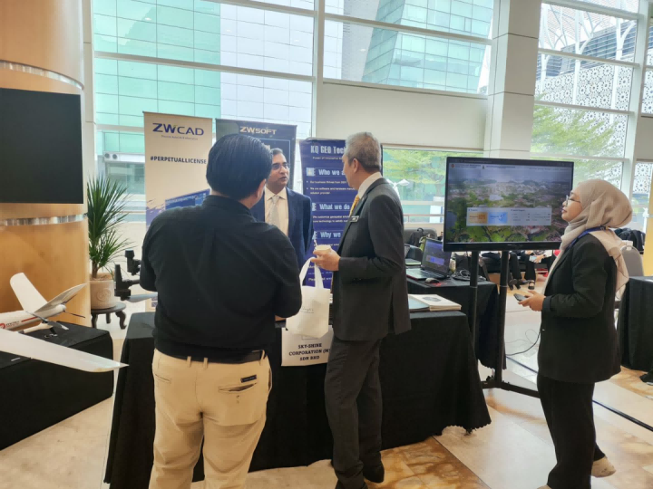 蒼穹數(shù)碼首次亮相Hari GIS 2024 NRES